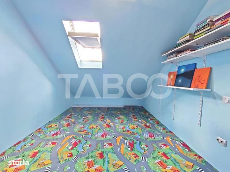 Apartament cu 4 camere decomandat, mobilat în Mihai Viteazul