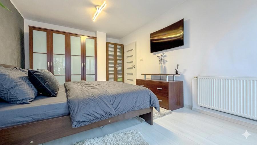 Penthouse cu 4 camere decomandat, mobilat în Gemenii