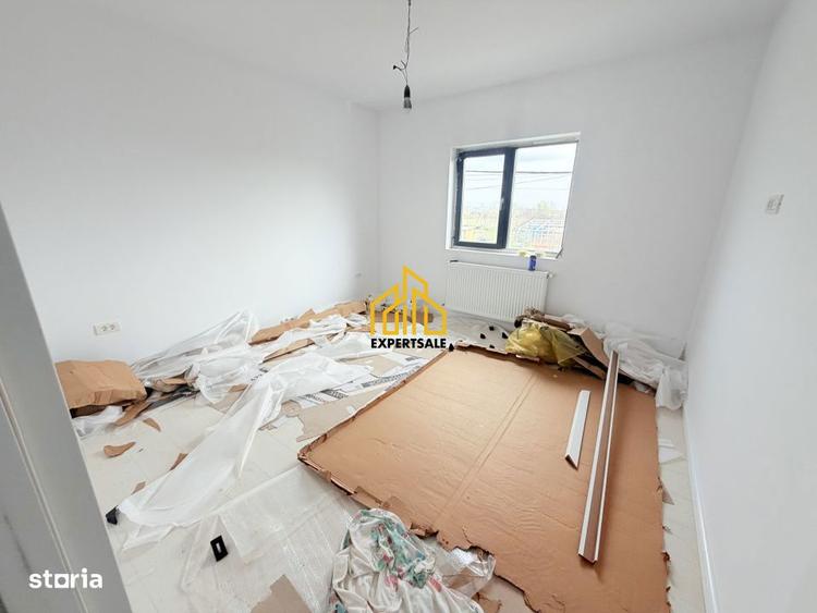 Casă cu 4 camere cu Teren 250 Mp în Clinceni