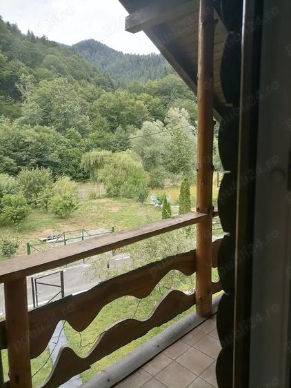 Casă cu 6 camere cu Teren 1056 Mp în Central