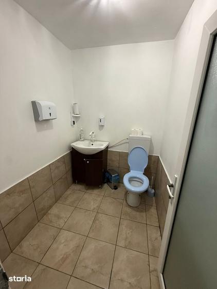 Spațiu comercial, de 170 mp, în Kamsas