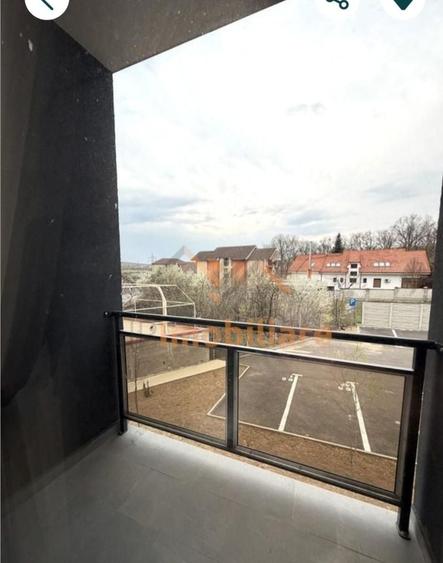 Apartament cu 2 camere semidecomandat în Sânmartin