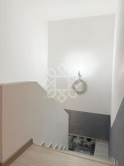 Casă individuală cu 3 camere cu Canalizare în Podgoria