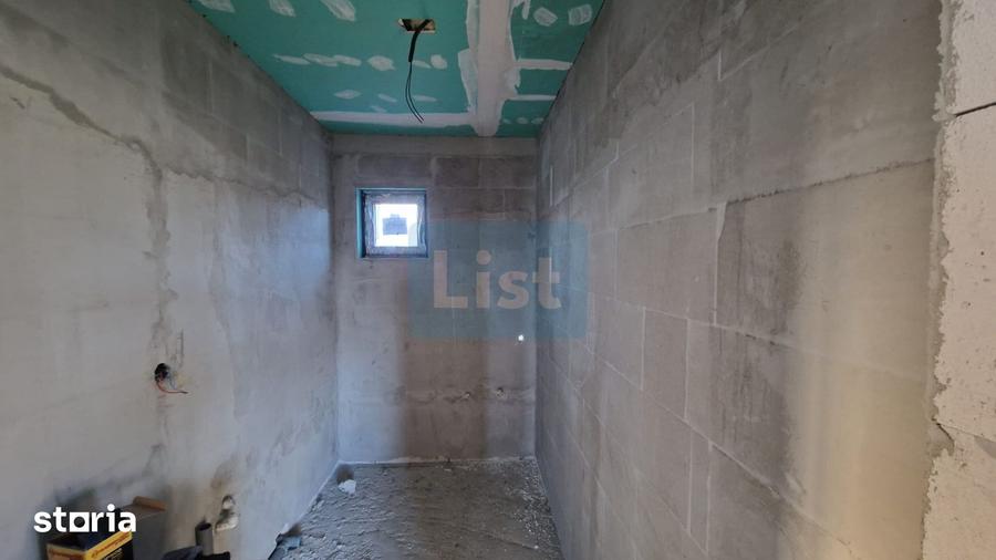 Casă cu 3 camere cu Teren 900 Mp în Coltău