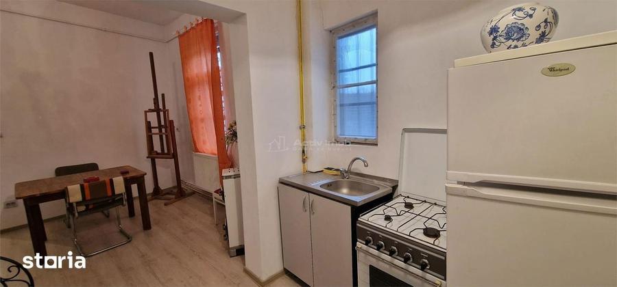 Apartament cu 2 camere, mobilat în Muncitoresc