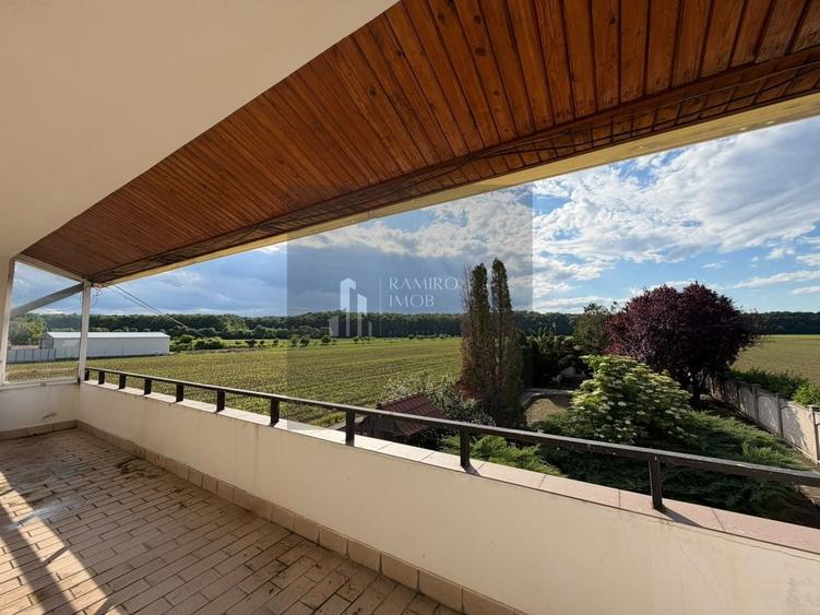 Casă individuală cu 5 camere cu Canalizare în Puchenii Mari