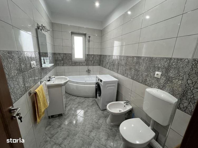 Apartament cu 2 camere decomandat în Mihai Viteazul
