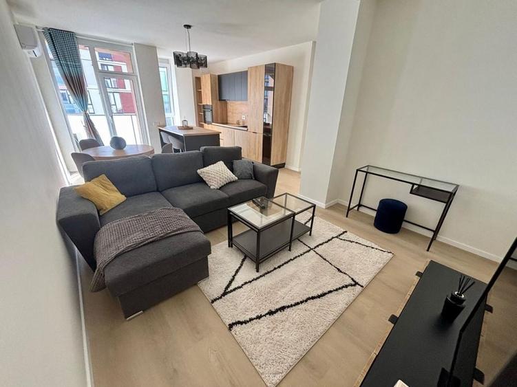 Apartament cu 2 camere nedecomandat în Dumbrăvița