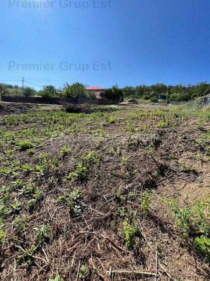 Teren Construcții intravilan de 477 mp, în Aroneanu