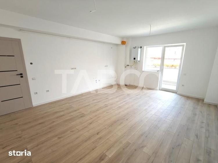 Apartament cu 3 camere decomandat în Tineretului