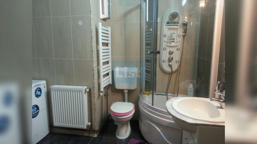 Casă cu 5 camere cu Teren 1800 Mp în Cihei