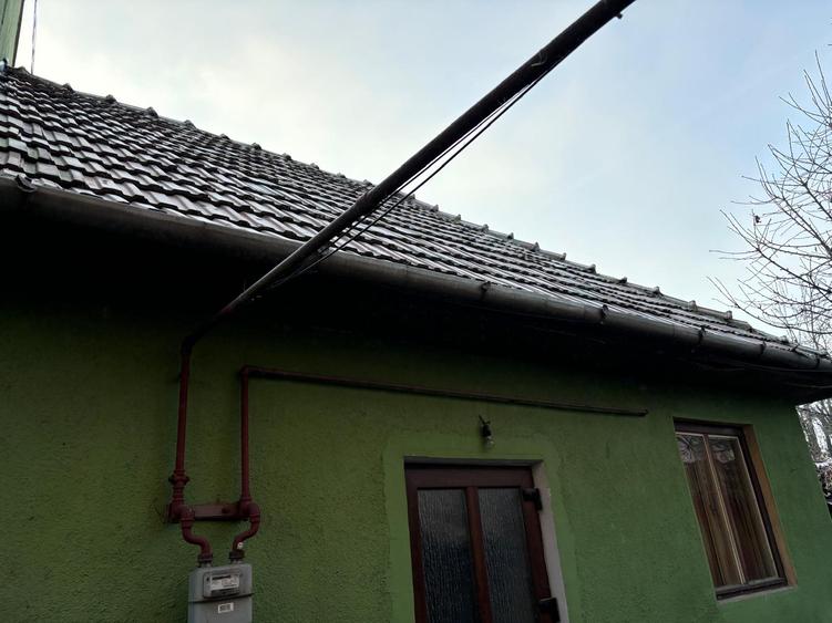 Casă individuală cu 2 camere cu Canalizare în Cristești