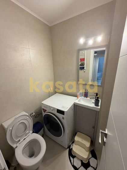 Apartament cu 3 camere decomandat, mobilat în Vitan Mall