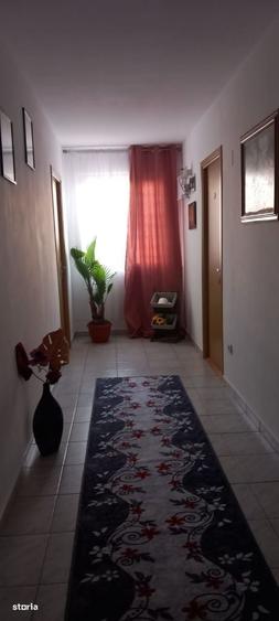 Casă cu 4 camere în Eforie