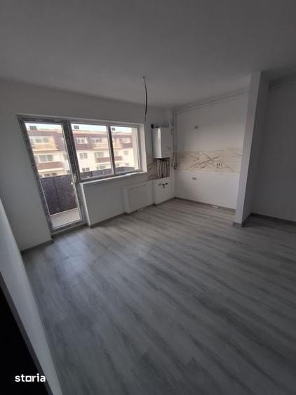 Apartament cu 2 camere în Tractorul