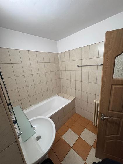 Casă individuală cu 4 camere cu Canalizare în Faleza Nord