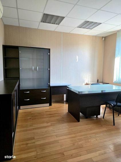Casă cu Teren 216 Mp în Iorga