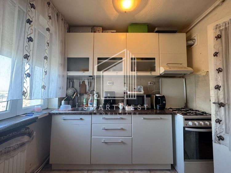 Apartament cu 2 camere decomandat, mobilat în Botizului