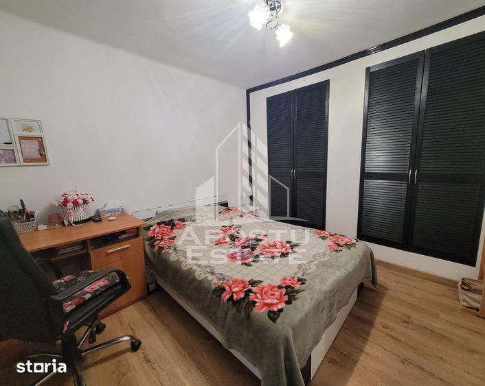 Casă cu 4 camere decomandat cu Teren 567 Mp în Lipovei