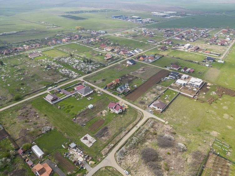 Teren de 1199 mp, în Frumușeni