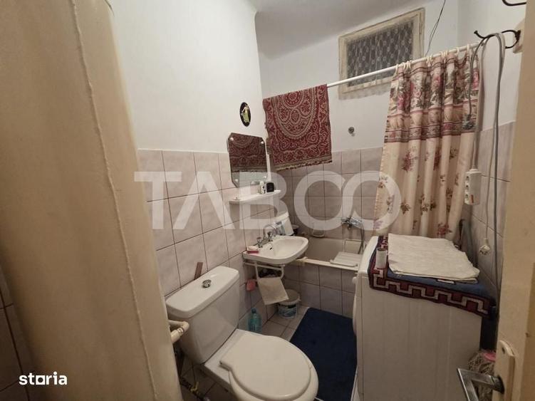 Apartament cu 2 camere semidecomandat în Central