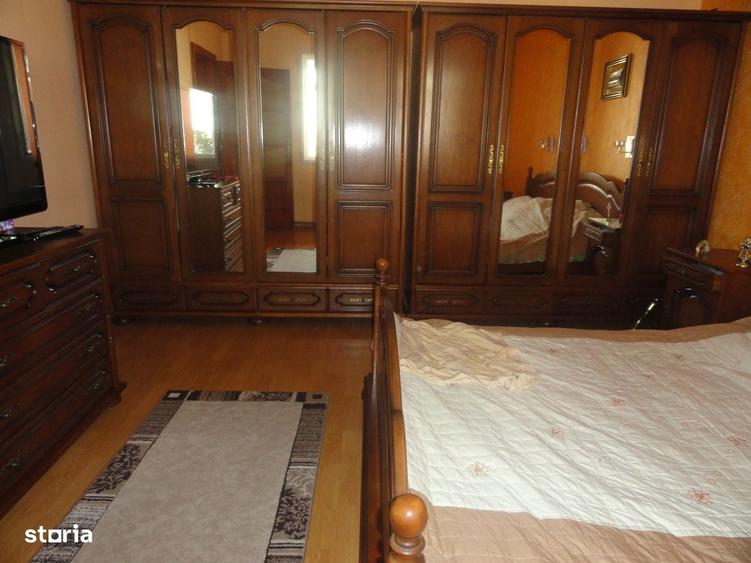 Casă cu 4 camere cu Teren 1278 Mp în Micălaca