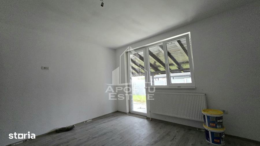 Casă cu 4 camere cu Teren 500 Mp în Șag