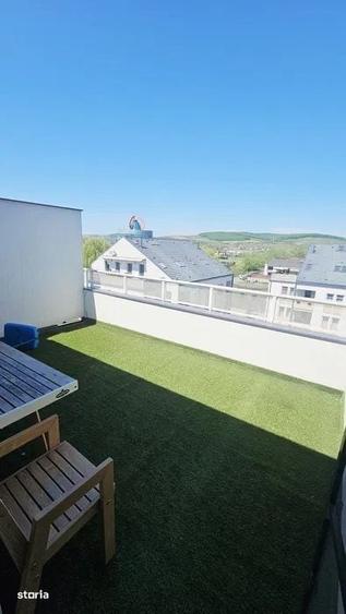 Apartament cu 4 camere decomandat în Remetea