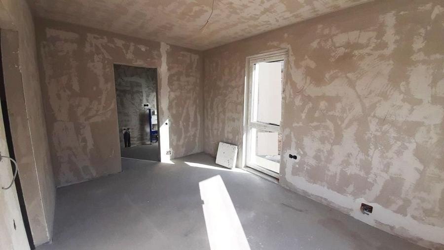 Duplex cu 6 camere cu Canalizare în Europa