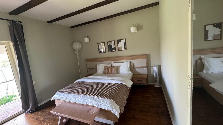 Casă individuală cu 4 camere cu Teren 1317 Mp în Snagov
