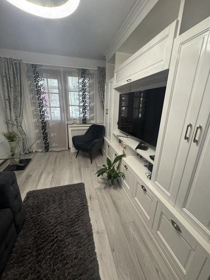 Apartament cu 2 camere nedecomandat în Central
