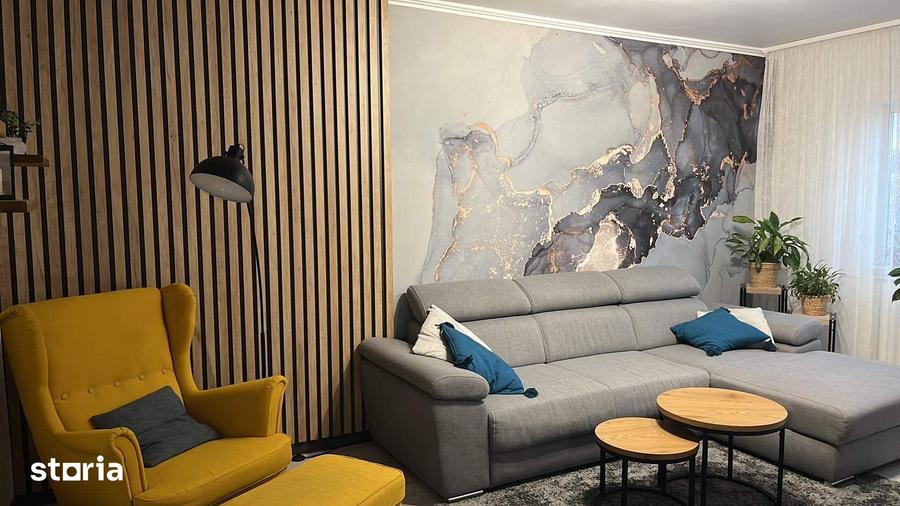 Apartament cu 3 camere în Orașul Nou