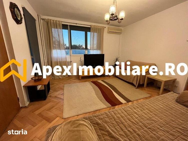 Apartament cu 3 camere decomandat în Titan