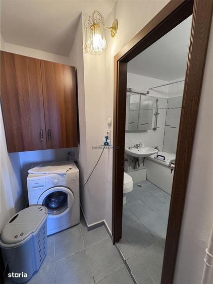 Apartament cu 2 camere semidecomandat în Apărătorii Patriei