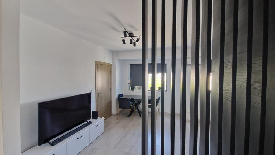 Apartament cu 2 camere decomandat în Lipovei