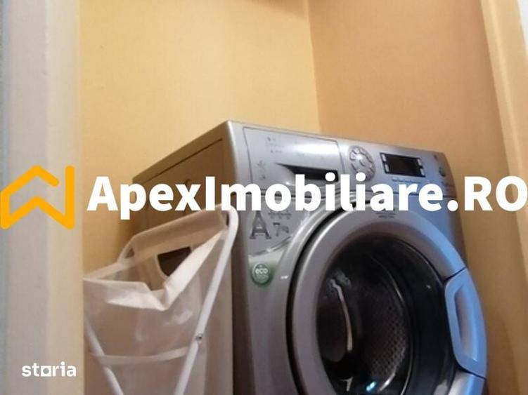 Apartament cu 3 camere decomandat în Titan