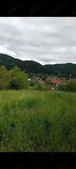 Teren de 1400 mp, în Central