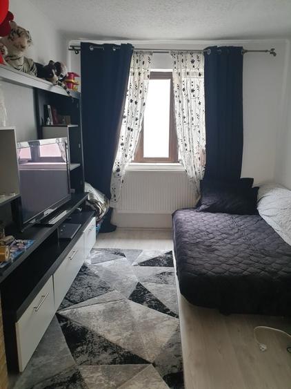Apartament cu 2 camere decomandat în Mărăcineanu