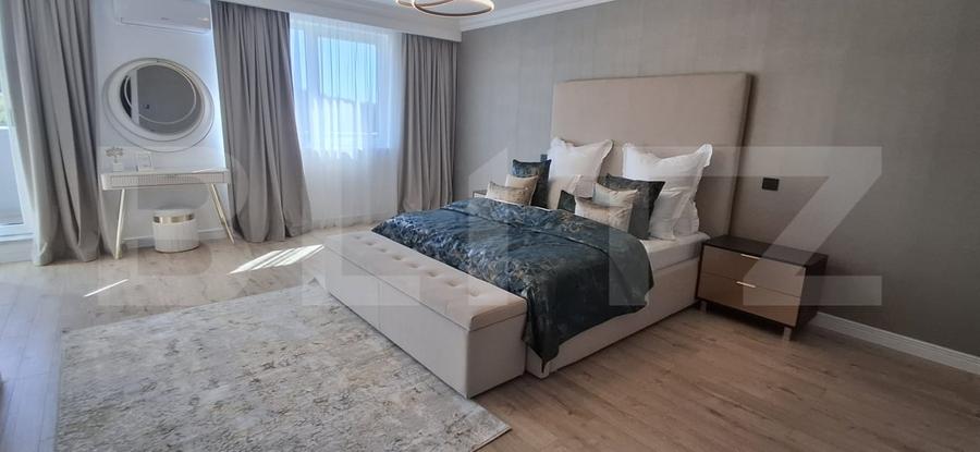 Penthouse cu 4 camere decomandat, mobilat în Frumoasa