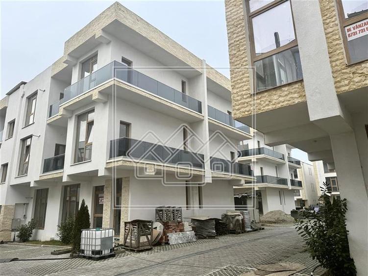 Apartament cu 2 camere decomandat în Șelimbăr