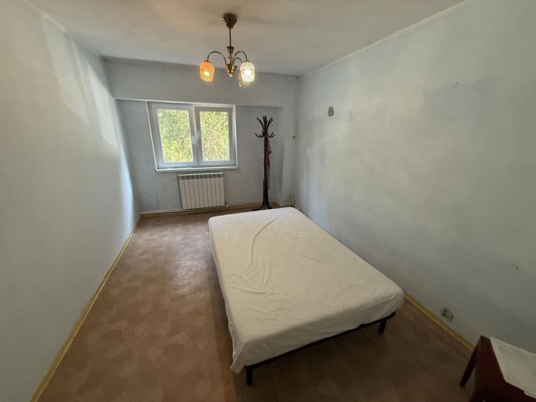 Apartament cu 2 camere decomandat în Anda
