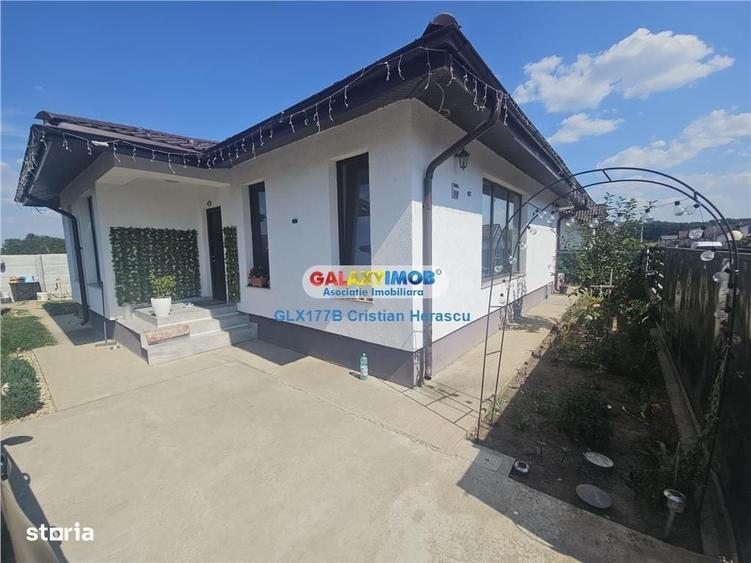 Casă cu 4 camere în Central