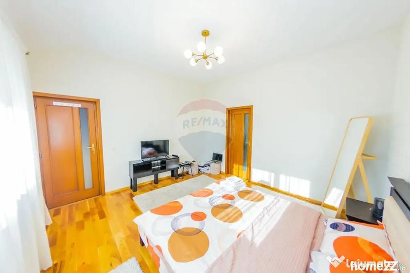 Casă cu 7 camere cu Teren 2823 Mp în Tăuții de Sus