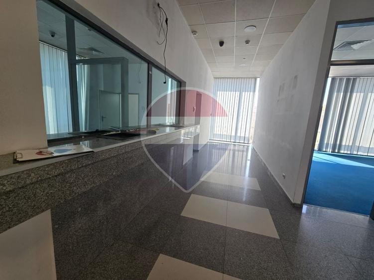 Birou, de 530 mp, în Ultracentral
