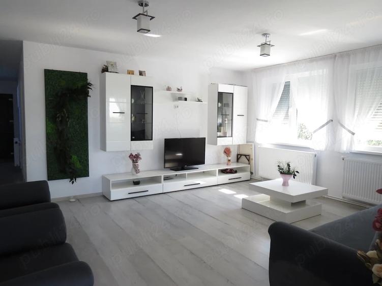 Casă cu Teren 960 Mp în Odaia Manolache