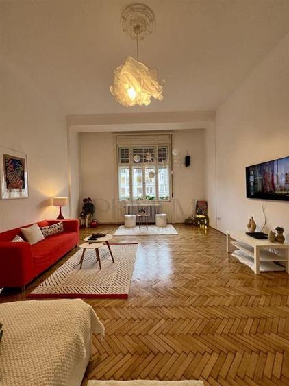 Apartament cu 3 camere semidecomandat în Ultracentral