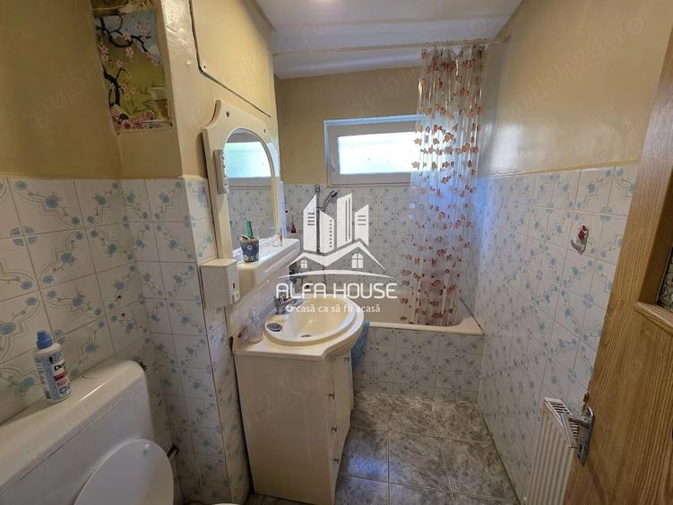 Apartament cu 3 camere semidecomandat în Govândari