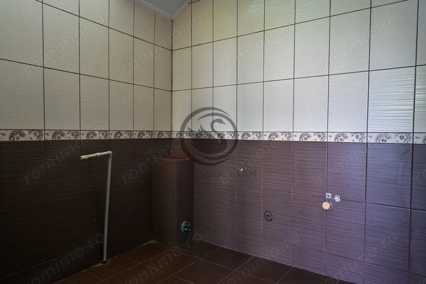 Casă cu Canalizare în Pleașa