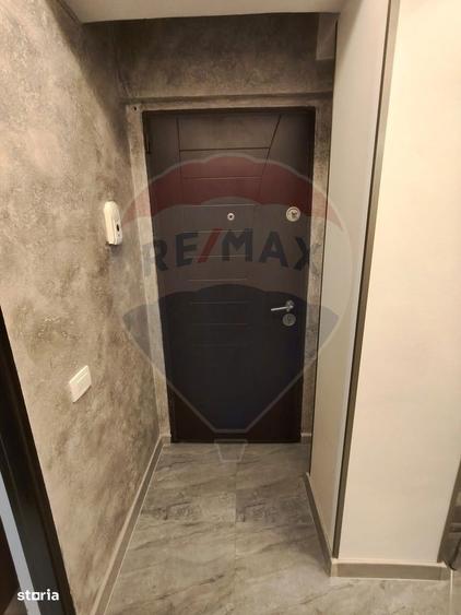 Apartament cu 2 camere decomandat în 1 Mai