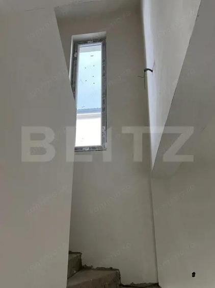 Casă cu 4 camere cu Teren 238 Mp în Dezmir